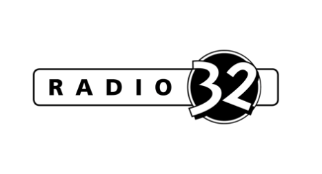 radio32